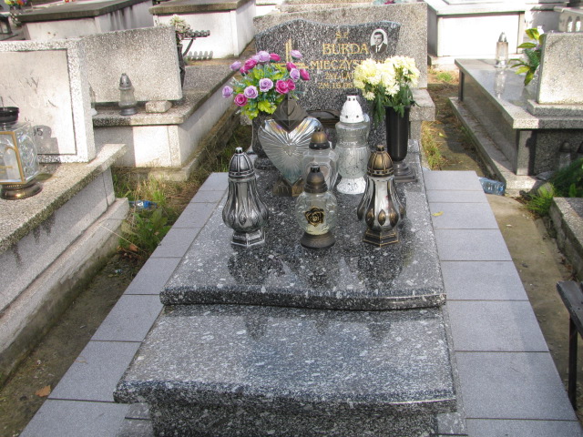 Grób Mieczysław Burda